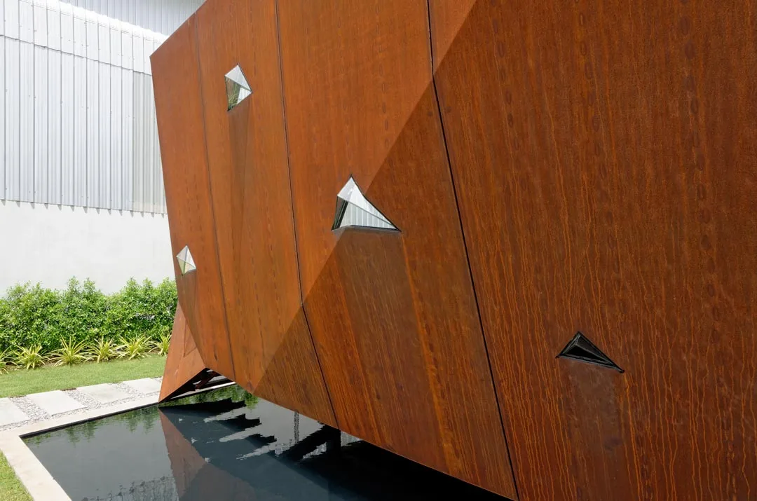 Diamonds &&nbsp;Rust