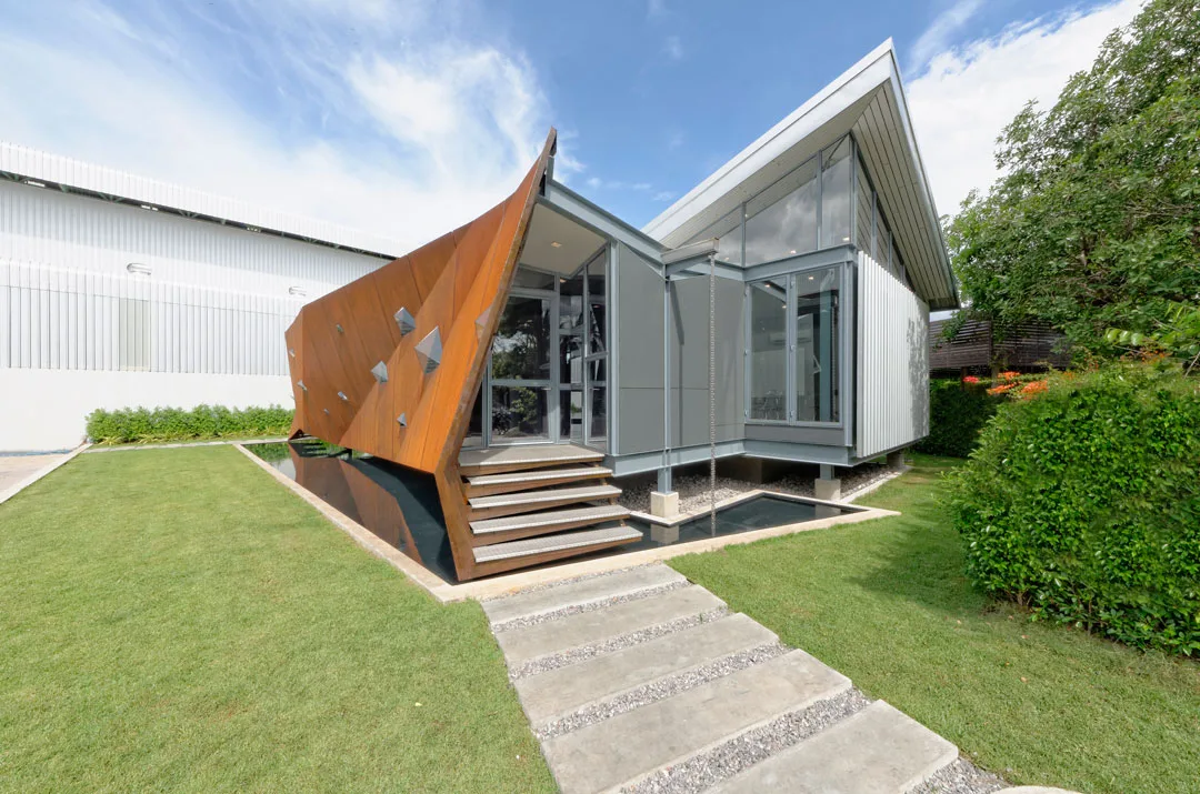 Diamonds &amp;&nbsp;Rust