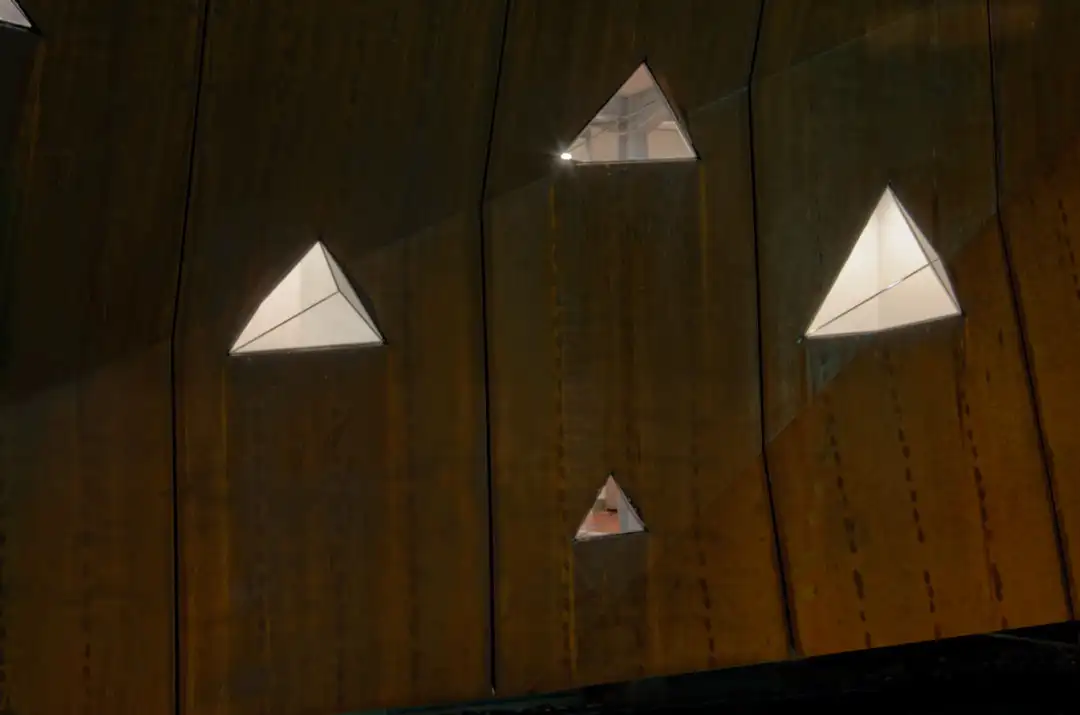 Diamonds &&nbsp;Rust